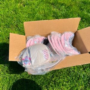 Limited Edition Mothers Day Fitteds